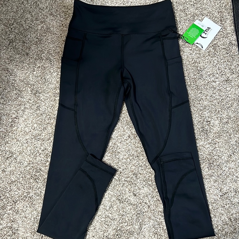 Zyia light & tight 28”